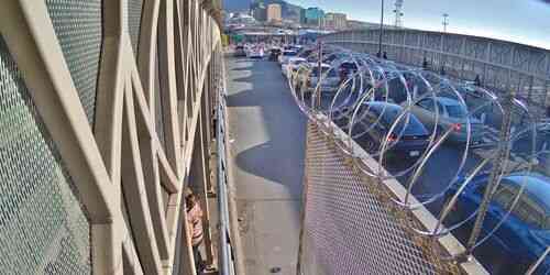 LIVE: Paso del Norte International Bridge - El Paso