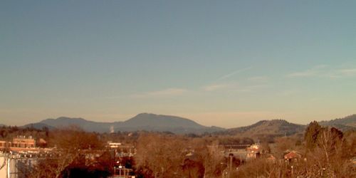 Marys Peak from the University of Oregon webcam - Eugene