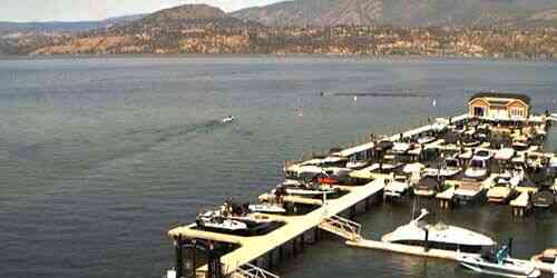 LIVE: Pier with boats on Okanagan Lake - Kelowna