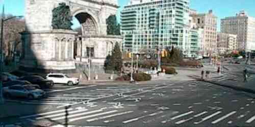 LIVE: Grand Army Plaza, Soldiers and Sailors Memorial Arch - New York