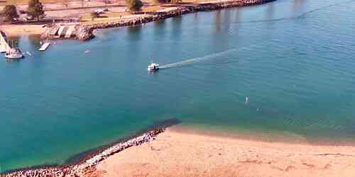 LIVE: English Bay PTZ Camera - Vancouver