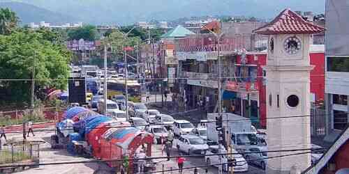 LIVE: PTZ camera in the city center - Kingston