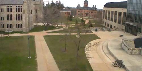 East Quadrangle en St. Olaf College webcam - Minneapolis