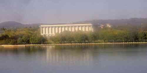 LIVE: Region Visitors Centre - Canberra