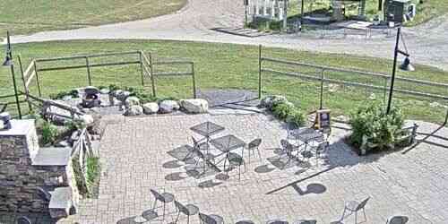 LIVE: Lincoln Peak Mountain Restaurant - Montpelier