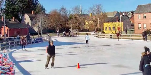Open-air ice rink webcam - Portsmouth