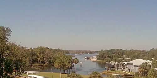 View from the cottage on the banks of the Crystal River webcam - Tampa