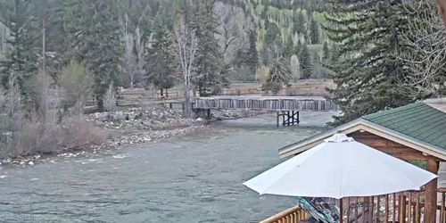 Spotted Horse Ranch, Hoback River view Webcam
