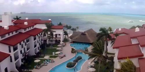 The territory of the Royal Cancun hotel webcam - Cancun