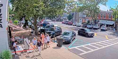 LIVE: Sag Harbor - Main Street - New York