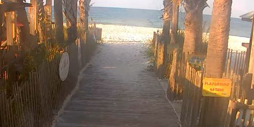 Sandpiper Beacon Beach Resort Webcam