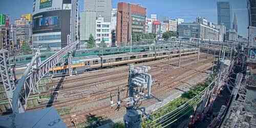 LIVE: Shinjuku Station - Tokyo