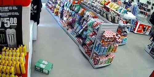 LIVE: Gas station shop - Toronto