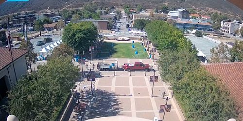 Plaza de la ciudad cerca del Centro Cívico Webcam