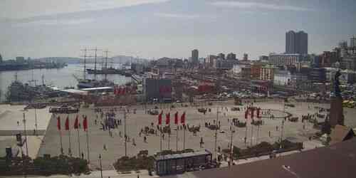 LIVE: Central Square and Ferry Terminal - Vladivostok