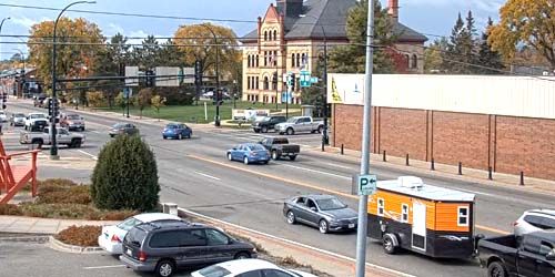 Traffic in the city center webcam - Grand Rapids