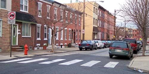 Traffic in a residential area webcam - Philadelphia