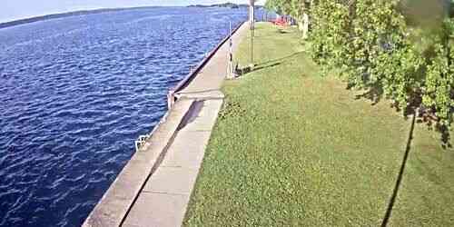 LIVE: Waterfront in the town of Brockville - Ottawa