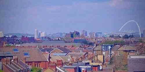 LIVE: Wembley - London