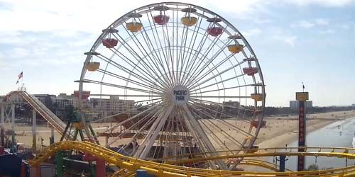 Ferris Wheel in Pacific Park webcam - Los Angeles