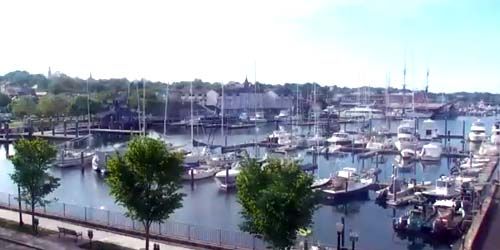 Jetée avec yachts webcam - Newport