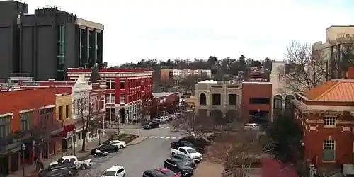 Shops and restaurants in the city center Webcam