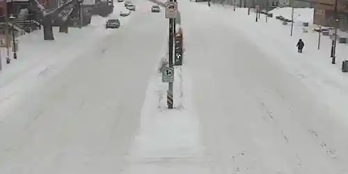 Rue Jean-Talon and Boulevard Saint-Michel Webcam